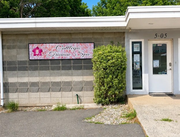 Exterior entrance of Cattleya Trianae Spa